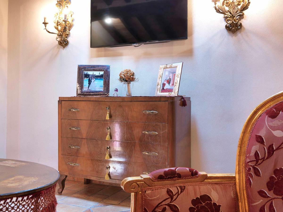 Porta Nuova Home Колле-ди-Валь-д'Эльса Экстерьер фото